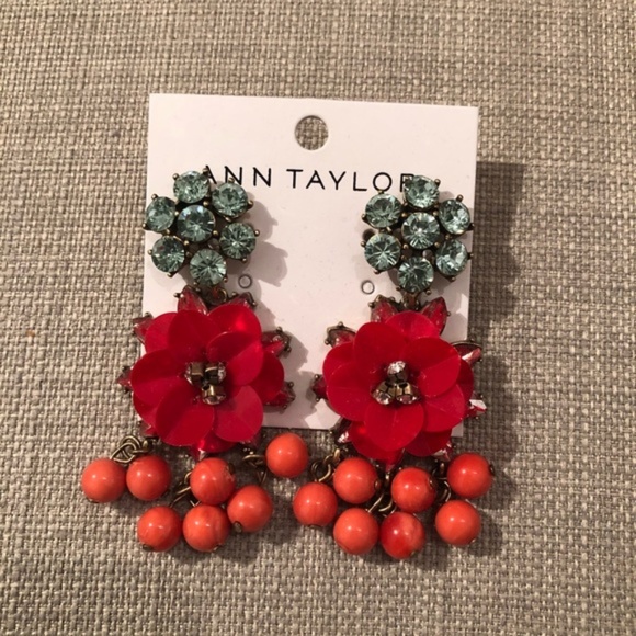 Ann Taylor Jewelry - Ann Taylor Floral Earrings